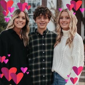 Meet your Posher, Christine